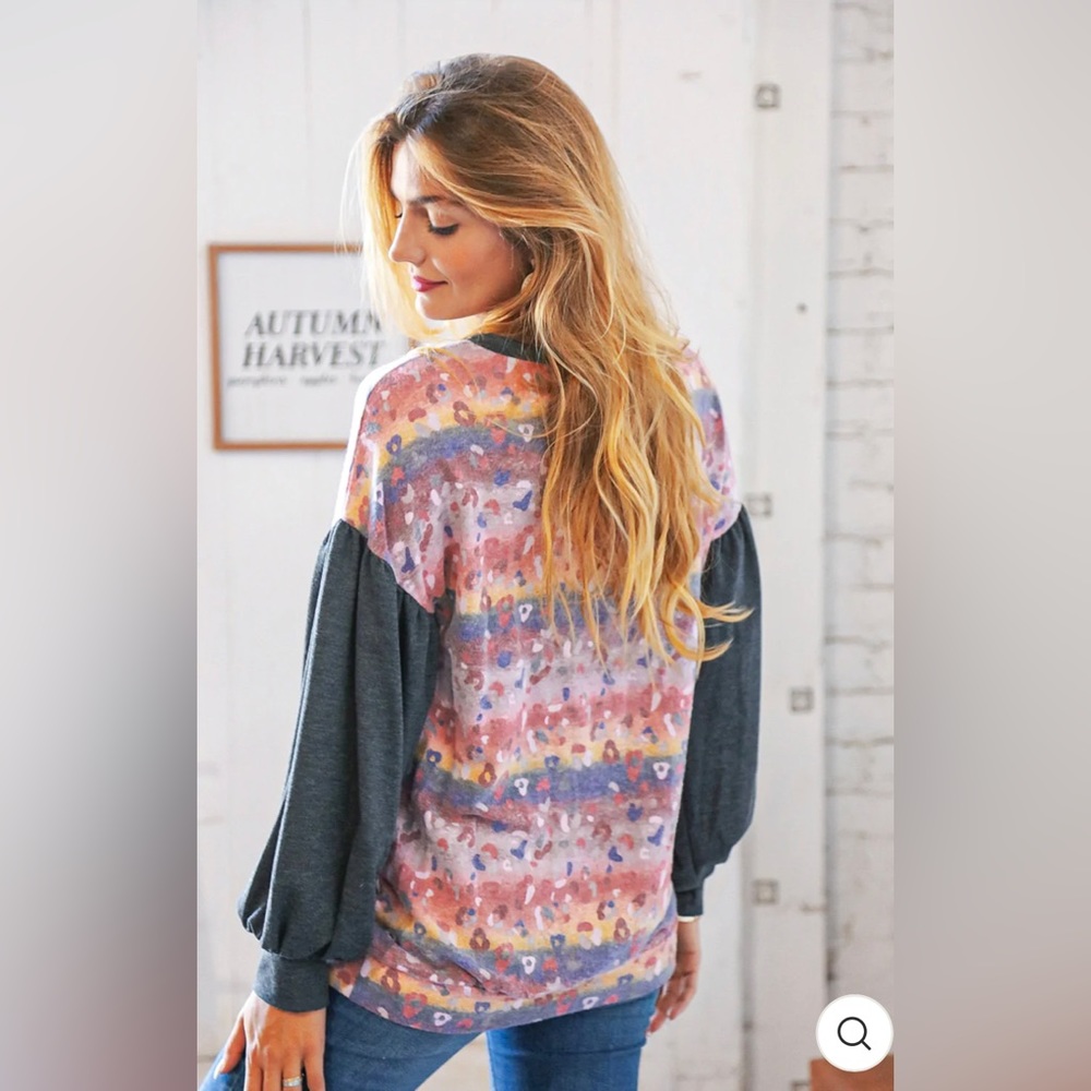 Charcoal Multi Color Animal Print Bubble Sleeve Top - Picture 6 of 6